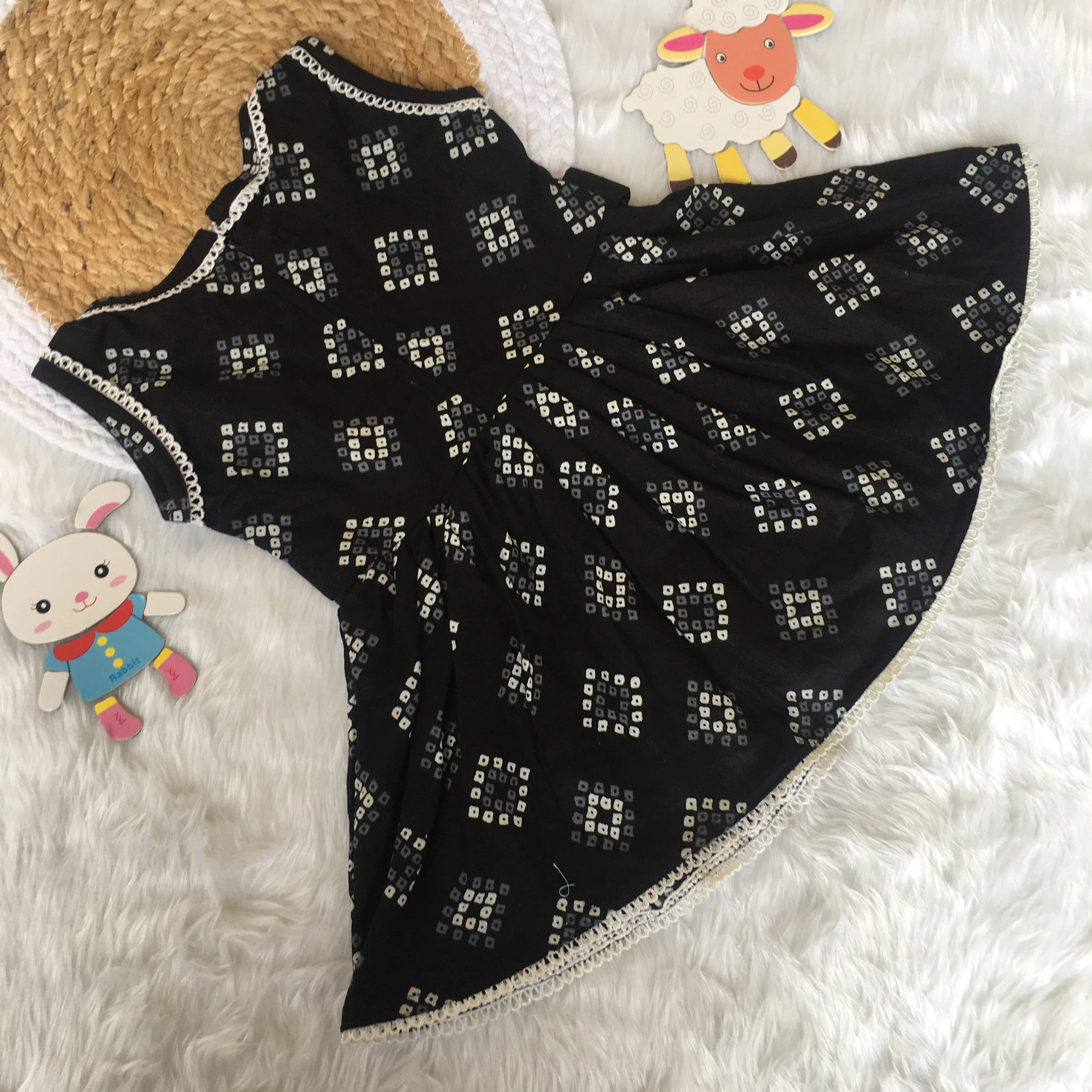 Baby Frock - Black Square Bandhani - Image 4