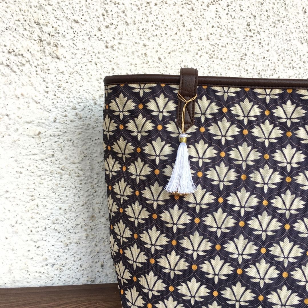 Black White Flower - Printed Tote Bag - Image 4