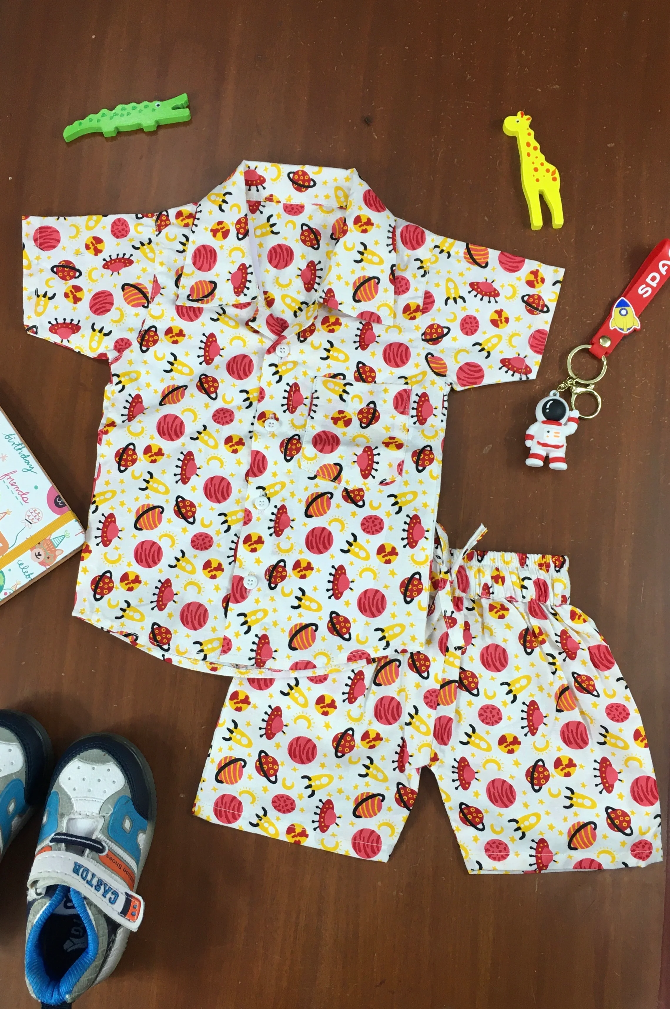 Kids Shirt & Short set - Red Planets - Image 6