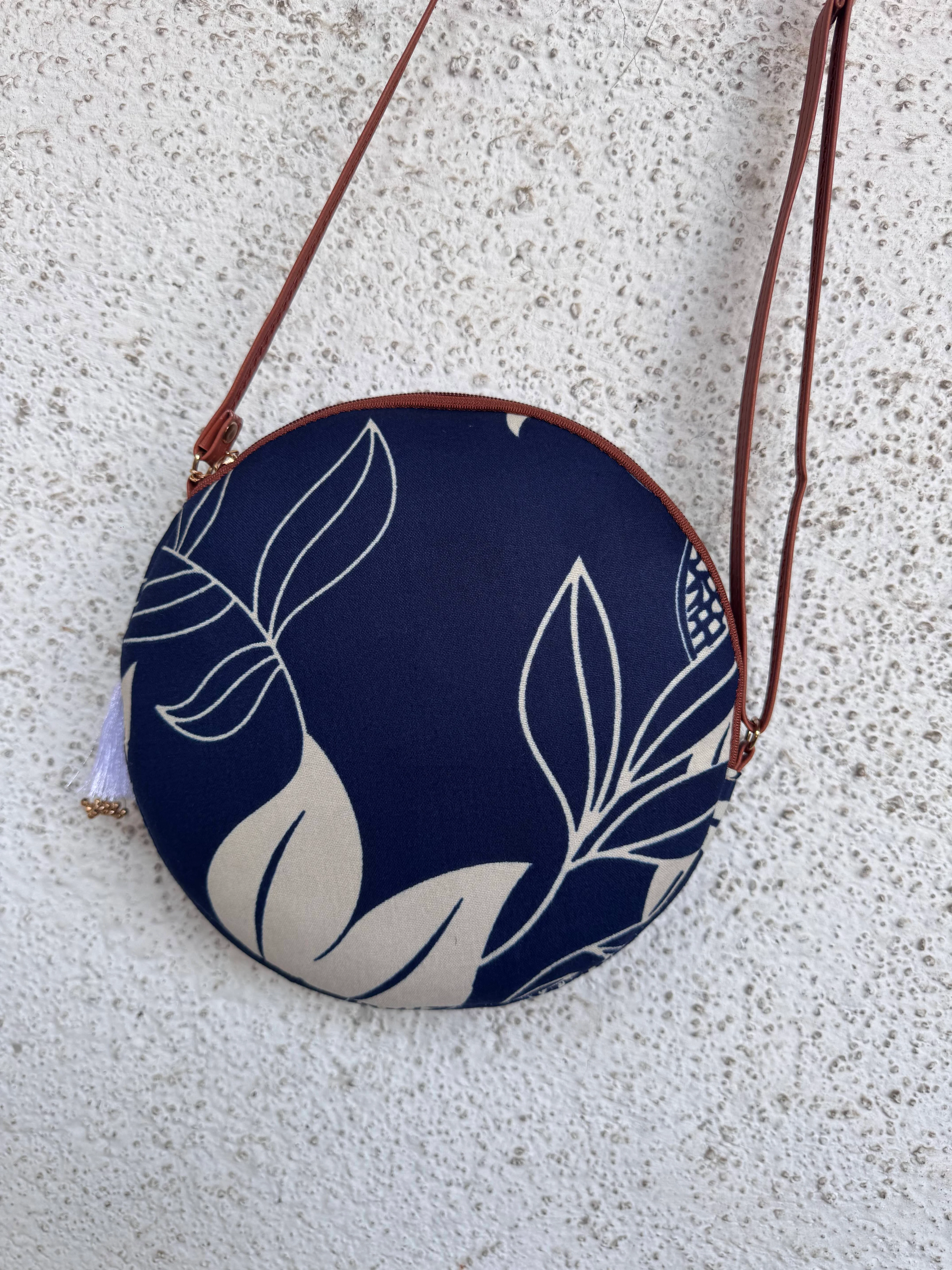 Lily Blue - Cute Round Sling bag