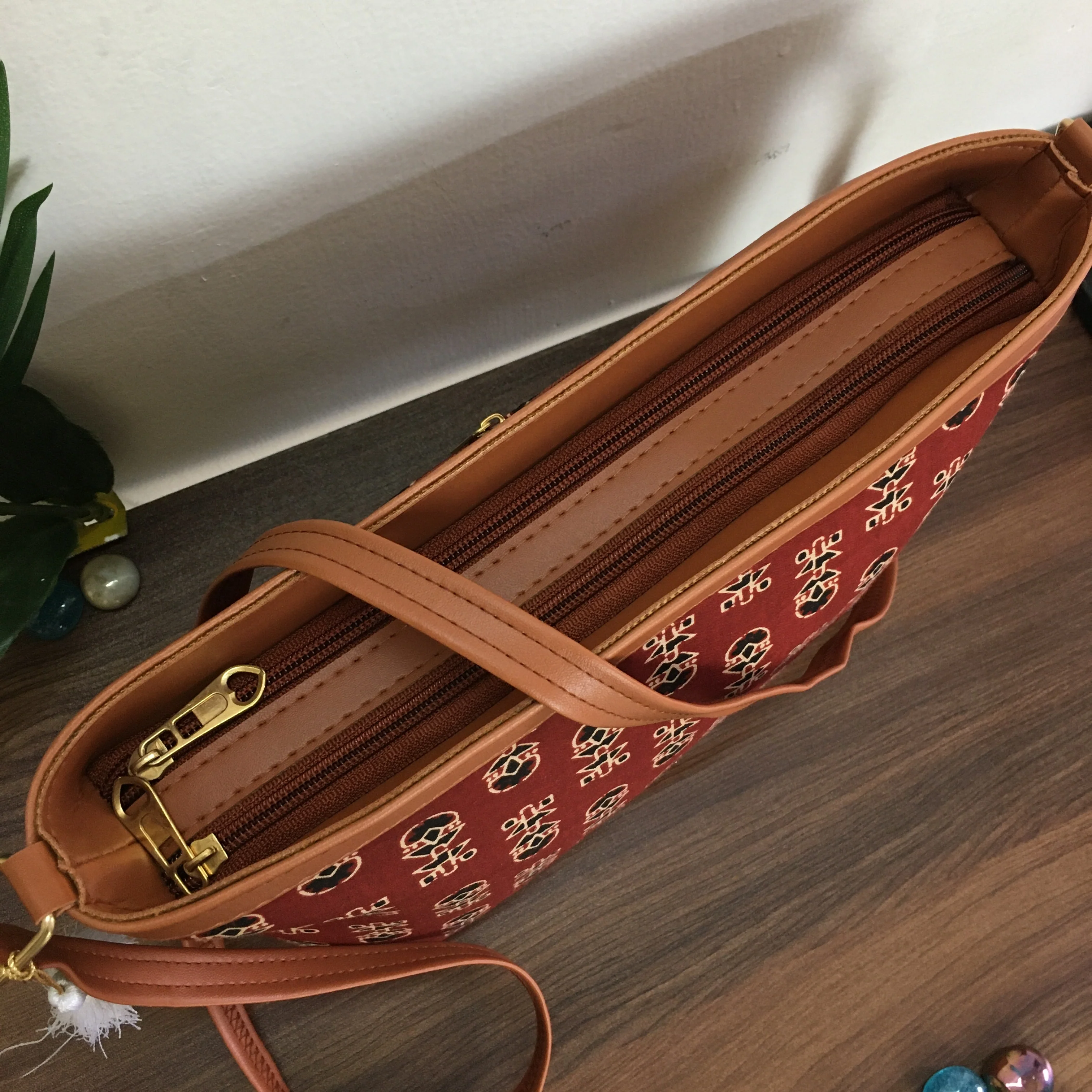 Minsk - 3 zip- Big size - Sling Bag - Ajrakh Maroon - Image 9